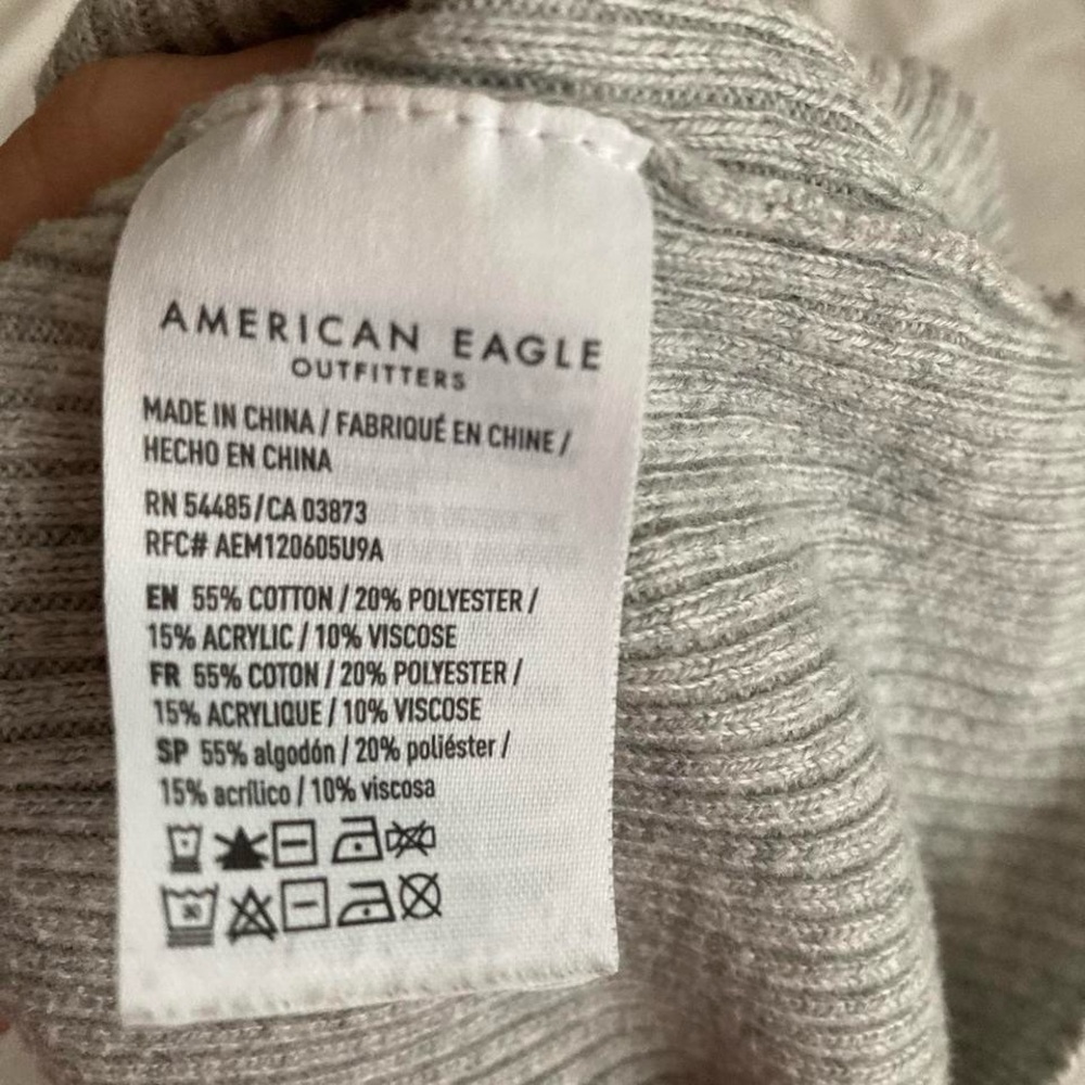american eagle cropped top - Picture 4 of 7